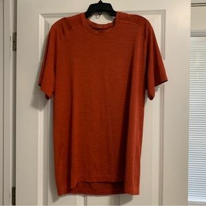 Lululemon men’s fitness tee large